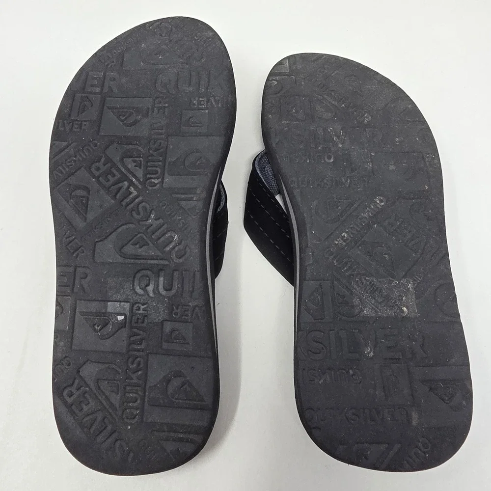 Quiksilver Flip Flop Sandals Mens 8.5 Black Grey Logo Thong Beach Shoes Fair